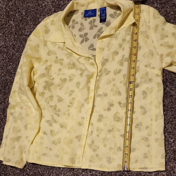 Bundle 2 Shirts- 1 Yellow Casual Button Down Shirt 1 Red-pinkish With Design - Picture 3 of 9